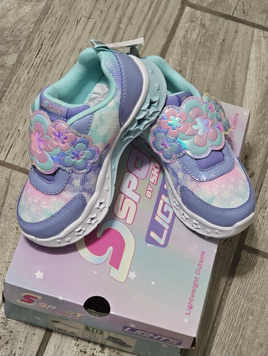 Skechers Other - Skechers Kids Light-Up Floral Sneakers - Lavender & Mint Size 10 T, Brand New